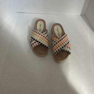 Toms sandals